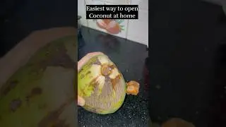 How to open green coconut at home 🥥#shorts #youtubeshorts #trending #viralvideo #tips #tricks
