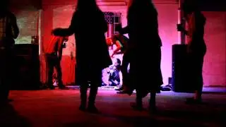 Groovin' @ The Venture Compound