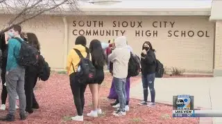 South Sioux City High School students protest