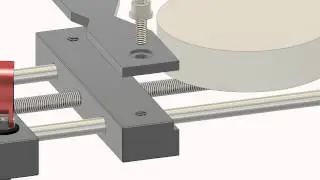Low profile, self centering CNC Vise