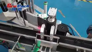 Desktop type automatic adhesive round bottle labeling machine for Thailand customer