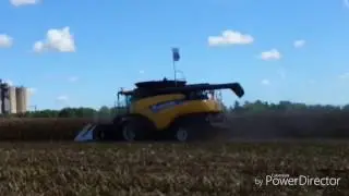 Farm progress show 2016 Combine field test