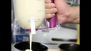 Review:Cake Batter Dispenser With Measuring Label