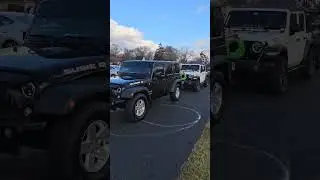 JOTR supports a local food drive. #JOTR #Jeep #jeeplife #fooddrive #team
