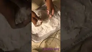 ASMR-Baking Soda! #asmr #asmrbakingsoda #asmrsounds #asmrcornstarch #asmrcomet