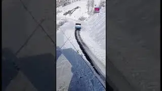 Snowfall at Lahaul valley Unclear 🤣🤣🤣