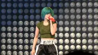 Paramore @ Monumentour- 