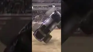 Mohawk Warrior Double Backflip Monster Jam Videos #monstertrucks