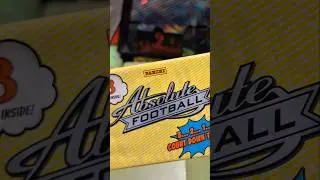 Does this box have the rookie cards? #packopening #cardbreak #nflhits