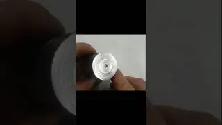 Wir entfernen das Pulver.