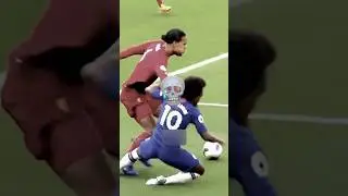 Virgil van Dijk &ndash; the defensive wall!💪🤯#shorts #virgilvandijk #liverpool #wall #strong #football