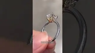 Princess lab #diamond engagement ring with a unique petal prong twist 👀