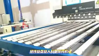 Warp and weft wire coil feeding type mesh welding machine