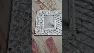 lippin  art in white colour in square  shape  with  mirror 🪞.
