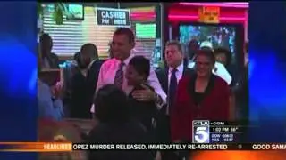 President Obama Visits Roscoe's Chicken n' Waffles