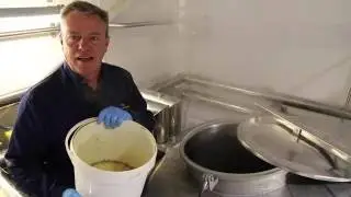 Madness presents - Absolutely Pale Ale - A Madness Brew