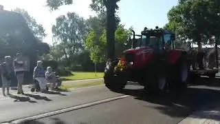 MF 6490 optocht Emst 2019