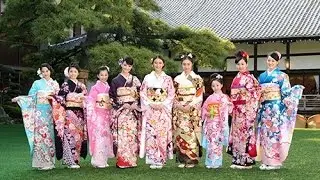 オスカープロモーション注目の若手女優９名による 『晴れ着撮影会2013』