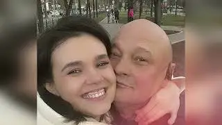 ЕМУ 70 - ЕЙ 19: Как живут знаменитые пары с большой разницей в возрасте