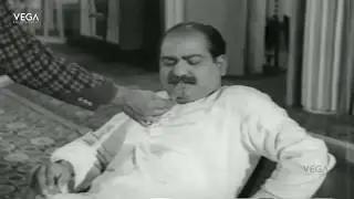 Kumari Penn Movie | Jayalalithas Father Comes To Know About Reality | Emotional Scene