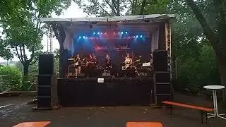 Waiting in the wings - The Fog Joggers (Cover by Schimmelgefahr)
