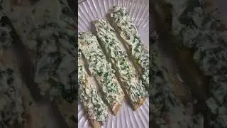 || spinach & olive Ricotta spread || Mix & more || #naan