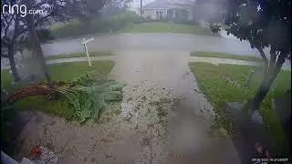 Video from #HurricaneIan bands at my home in the River Point neighborhood of #Bradenton