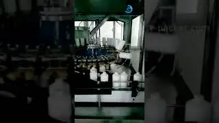 Automatic rotary type glass bottle rasing washing cleaning machine bottle washing line