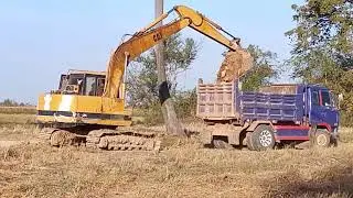 អាអិចកាប់ដី ឡានដឹកដី ~ CREATOR VIDEOS KH 