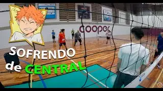 Dia de Treino de Vôlei na FIT FIHS - aprender a jogar de central não é fácil...