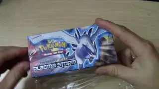 SHINY CHARIZARD HUNTING! OPENING A POKEMON PLASMA STORM BOOSTER BOX!