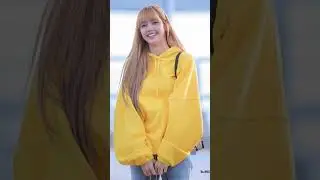 who look best in hoddie #blackpink #blackpink #blink #lisa #jennie #rose  #jisoo