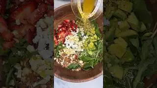 Strawberry, Avocado, & Goat Cheese Crunchy Salad 🥑🍓🥗 | Recipe in description + IG #easyrecipes