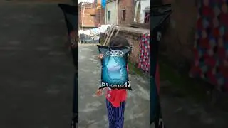IPHONE 12 WALE SNACKS KURKURE GIFT PACKET LEKAR AAYI 🤯💥 #shorts #freegiftinside