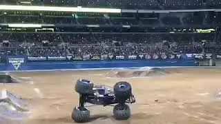 Monster Jam St Louis Son-Uva Digger INSANE SAVE!!