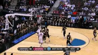 Wofford vs. Arkansas: Moses Kingsley slam