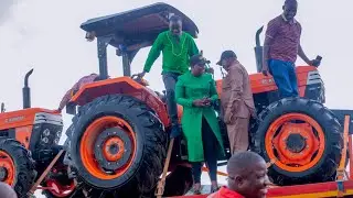 SHANGWE ZA KING MUSUKUMA BAADA YA KUPOKEA TREKTA KWA AJILI YA WAKULIMA WA JIMBO LA GEITA 