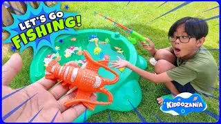 Water Fun Play Sea Animals - Sea Animal Toys - Fishing Time with Hunter - Kiddozania