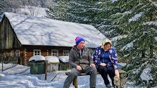 Peaceful Old Age in a Mountain Village Far from Civilization