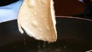Как быстро пожарить кукурузную лепешку