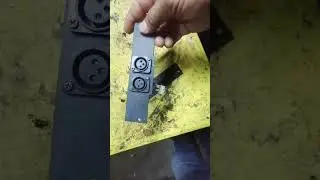 AMPLIFICADOR QSC 1500a MODIFICADO PARA AMPLIAR SUS PRESTACIONES