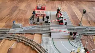 Lego 7866 Remote Controlled Level Crossing with flexible barriers.