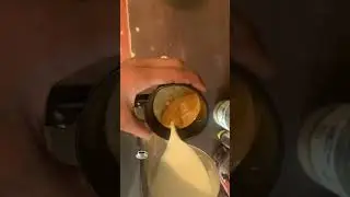 How to make cappuccino #ytahorts #baritalife #cafevlog #cafecoffee #coffeelover #espressolover