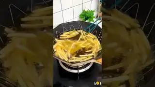 Versatile stainless steel frying basket is a must-have for any cooking enthusiast
