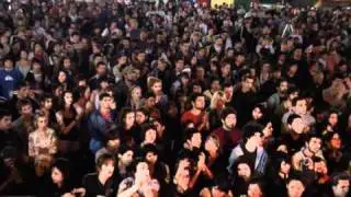 Goy y los Kangrejos con Noelia Pucci, recital frente al Congreso