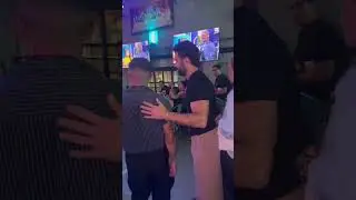 💃🤣 El infaltable Adri&aacute;n Di Monte lleg&oacute; a echar desmadrito y a prender el #KaraokEsc&aacute;ndala 🔥🎤