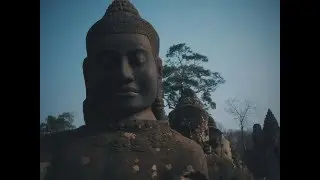 The World Heritage Sites. Cambodia Angkor Wat