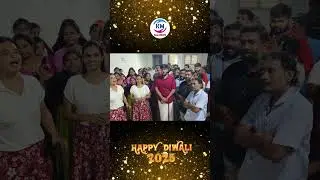 அனைவருக்கும் ✨கே.எம்.சாரீஸ் ✨சார்பாக இனிய தீபாவளி நல்வாழ்த்துக்கள்  !!! 🥰🥳✨.....
