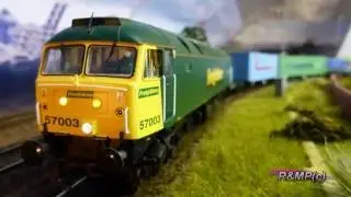 Visitors 7 - Bachmann 32-750DS Class 57  'Body Snatcher' (DCC Sound)