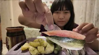 BERANI COBA?! PERTAMA KALI MUKBANG IKAN FERMENTASI KHAS RUSIA